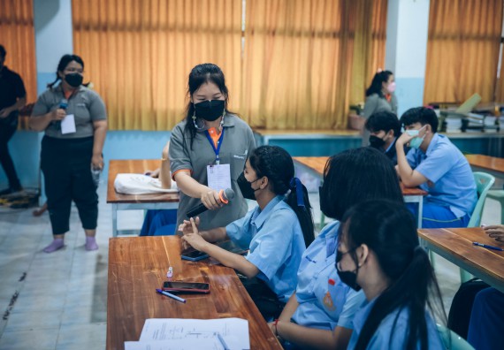 ภาพกิจกรรม  คณะวิทยาศาสตร์และเทคโนโลยี จัดค่ายวิทยาศาสตร์สัญจรโรงเรียนคลองลานวิทยา