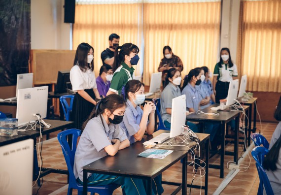 ภาพกิจกรรม  คณะวิทยาศาสตร์และเทคโนโลยี จัดค่ายวิทยาศาสตร์สัญจรโรงเรียนคลองลานวิทยา