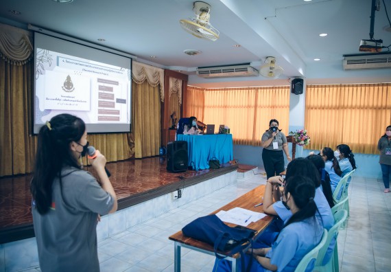 ภาพกิจกรรม  คณะวิทยาศาสตร์และเทคโนโลยี จัดค่ายวิทยาศาสตร์สัญจรโรงเรียนคลองลานวิทยา