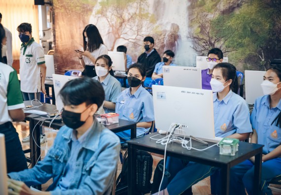 ภาพกิจกรรม  คณะวิทยาศาสตร์และเทคโนโลยี จัดค่ายวิทยาศาสตร์สัญจรโรงเรียนคลองลานวิทยา