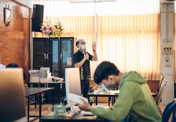 ภาพกิจกรรม  คณะวิทยาศาสตร์และเทคโนโลยี จัดค่ายวิทยาศาสตร์สัญจรโรงเรียนคลองลานวิทยา