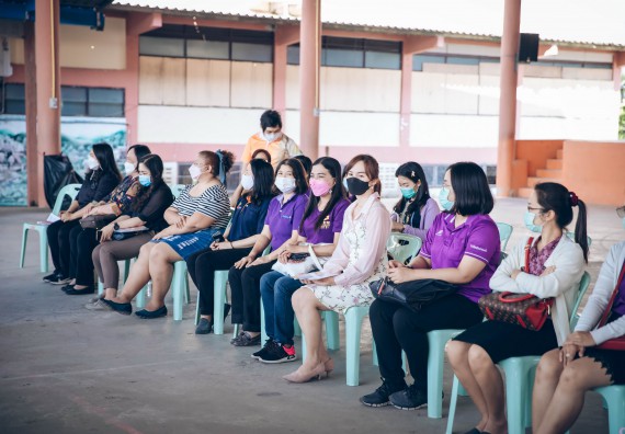 ภาพกิจกรรม  คณะวิทยาศาสตร์และเทคโนโลยี จัดค่ายวิทยาศาสตร์สัญจรโรงเรียนคลองลานวิทยา