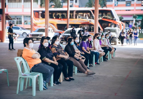 ภาพกิจกรรม  คณะวิทยาศาสตร์และเทคโนโลยี จัดค่ายวิทยาศาสตร์สัญจรโรงเรียนคลองลานวิทยา