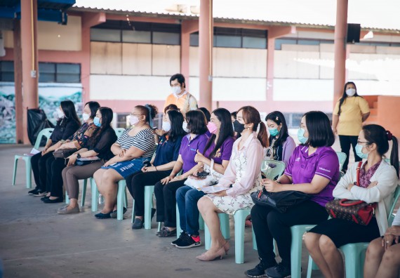 ภาพกิจกรรม  คณะวิทยาศาสตร์และเทคโนโลยี จัดค่ายวิทยาศาสตร์สัญจรโรงเรียนคลองลานวิทยา
