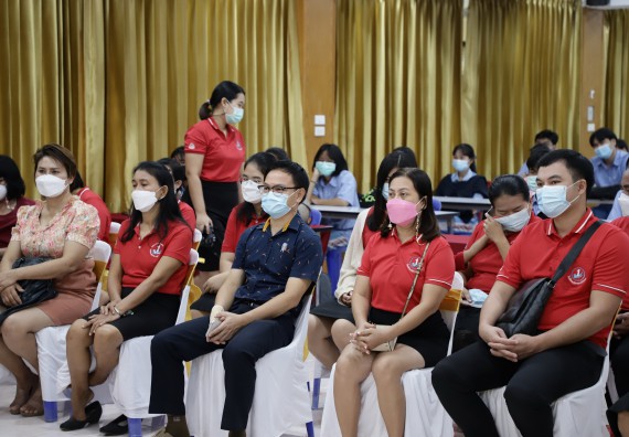 ภาพกิจกรรม  คณะวิทยาศาสตร์และเทคโนโลยี จัดค่ายวิทยาศาสตร์สัญจรโรงเรียนทุ่งทรายวิทยา