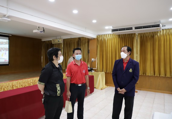 ภาพกิจกรรม  คณะวิทยาศาสตร์และเทคโนโลยี จัดค่ายวิทยาศาสตร์สัญจรโรงเรียนทุ่งทรายวิทยา