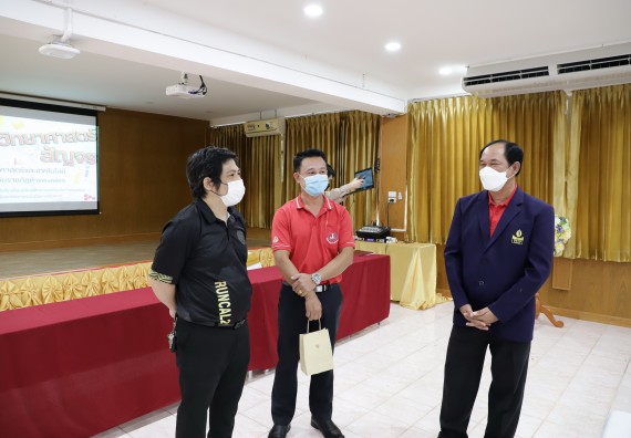 ภาพกิจกรรม  คณะวิทยาศาสตร์และเทคโนโลยี จัดค่ายวิทยาศาสตร์สัญจรโรงเรียนทุ่งทรายวิทยา