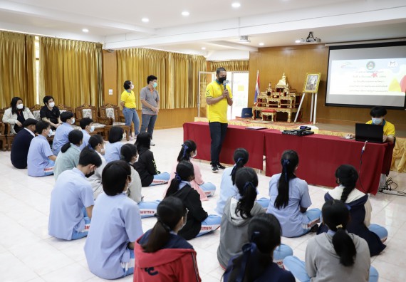 ภาพกิจกรรม  คณะวิทยาศาสตร์และเทคโนโลยี จัดค่ายวิทยาศาสตร์สัญจรโรงเรียนทุ่งทรายวิทยา
