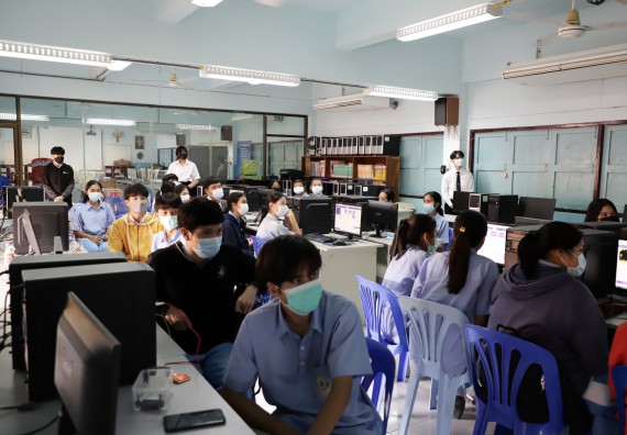 ภาพกิจกรรม  คณะวิทยาศาสตร์และเทคโนโลยี จัดค่ายวิทยาศาสตร์สัญจรโรงเรียนทุ่งทรายวิทยา