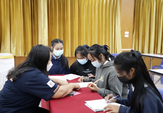 ภาพกิจกรรม  คณะวิทยาศาสตร์และเทคโนโลยี จัดค่ายวิทยาศาสตร์สัญจรโรงเรียนทุ่งทรายวิทยา