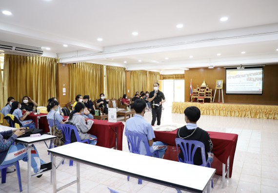 ภาพกิจกรรม  คณะวิทยาศาสตร์และเทคโนโลยี จัดค่ายวิทยาศาสตร์สัญจรโรงเรียนทุ่งทรายวิทยา