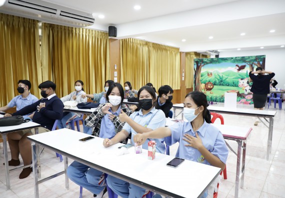 ภาพกิจกรรม  คณะวิทยาศาสตร์และเทคโนโลยี จัดค่ายวิทยาศาสตร์สัญจรโรงเรียนทุ่งทรายวิทยา