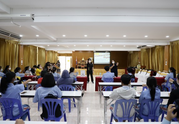 ภาพกิจกรรม  คณะวิทยาศาสตร์และเทคโนโลยี จัดค่ายวิทยาศาสตร์สัญจรโรงเรียนทุ่งทรายวิทยา