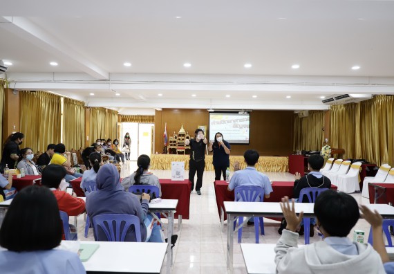 ภาพกิจกรรม  คณะวิทยาศาสตร์และเทคโนโลยี จัดค่ายวิทยาศาสตร์สัญจรโรงเรียนทุ่งทรายวิทยา