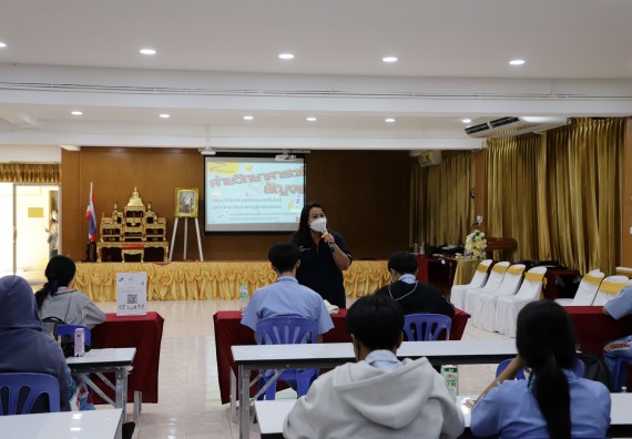 ภาพกิจกรรม  คณะวิทยาศาสตร์และเทคโนโลยี จัดค่ายวิทยาศาสตร์สัญจรโรงเรียนทุ่งทรายวิทยา