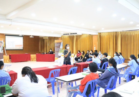 ภาพกิจกรรม  คณะวิทยาศาสตร์และเทคโนโลยี จัดค่ายวิทยาศาสตร์สัญจรโรงเรียนทุ่งทรายวิทยา