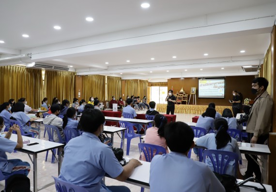 ภาพกิจกรรม  คณะวิทยาศาสตร์และเทคโนโลยี จัดค่ายวิทยาศาสตร์สัญจรโรงเรียนทุ่งทรายวิทยา