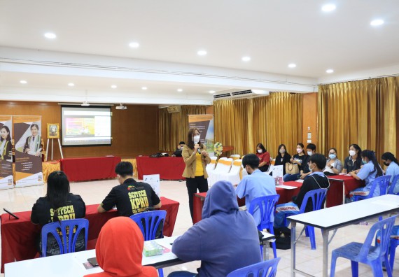 ภาพกิจกรรม  คณะวิทยาศาสตร์และเทคโนโลยี จัดค่ายวิทยาศาสตร์สัญจรโรงเรียนทุ่งทรายวิทยา