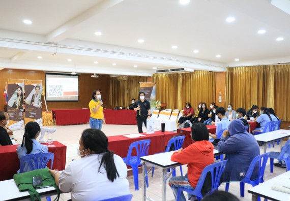 ภาพกิจกรรม  คณะวิทยาศาสตร์และเทคโนโลยี จัดค่ายวิทยาศาสตร์สัญจรโรงเรียนทุ่งทรายวิทยา