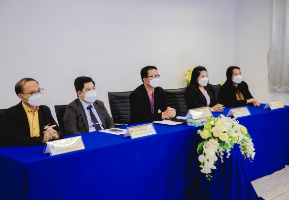 ภาพกิจกรรม  คณะวิทยาศาสตร์และเทคโนโลยี จัดพิธีลงนามความร่วมมือทางวิชาการคณะวิทยาศาสตร์และเทคโนโลยี กลุ่มมหาวิทยาลัยราชภัฏ 4 สถาบัน