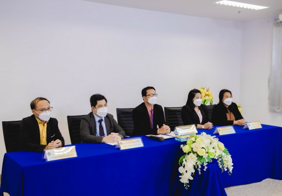 ภาพกิจกรรม  คณะวิทยาศาสตร์และเทคโนโลยี จัดพิธีลงนามความร่วมมือทางวิชาการคณะวิทยาศาสตร์และเทคโนโลยี กลุ่มมหาวิทยาลัยราชภัฏ 4 สถาบัน