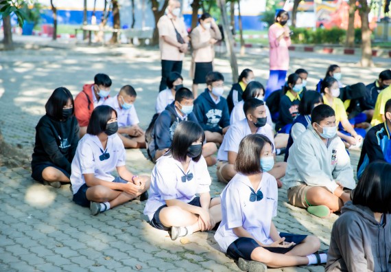 ภาพกิจกรรม  คณะวิทยาศาสตร์และเทคโนโลยี จัดค่ายวิทยาศาสตร์สัญจรโรงเรียนบ่อแก้ววิทยา 