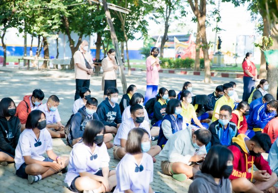 ภาพกิจกรรม  คณะวิทยาศาสตร์และเทคโนโลยี จัดค่ายวิทยาศาสตร์สัญจรโรงเรียนบ่อแก้ววิทยา 