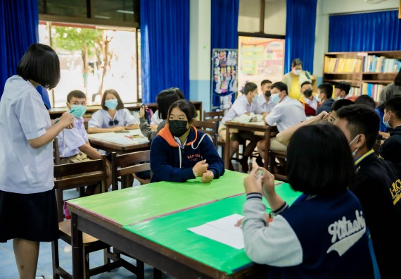 ภาพกิจกรรม  คณะวิทยาศาสตร์และเทคโนโลยี จัดค่ายวิทยาศาสตร์สัญจรโรงเรียนบ่อแก้ววิทยา 