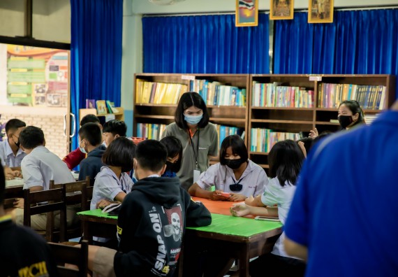 ภาพกิจกรรม  คณะวิทยาศาสตร์และเทคโนโลยี จัดค่ายวิทยาศาสตร์สัญจรโรงเรียนบ่อแก้ววิทยา 