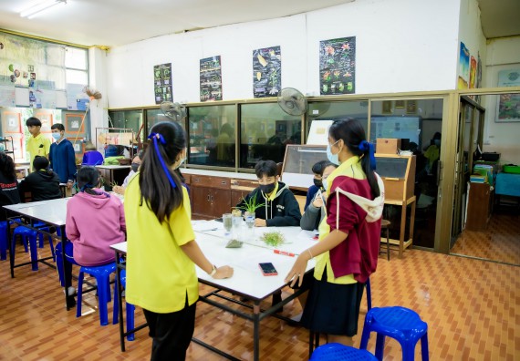 ภาพกิจกรรม  คณะวิทยาศาสตร์และเทคโนโลยี จัดค่ายวิทยาศาสตร์สัญจรโรงเรียนบ่อแก้ววิทยา 