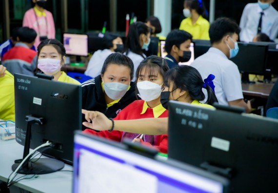ภาพกิจกรรม  คณะวิทยาศาสตร์และเทคโนโลยี จัดค่ายวิทยาศาสตร์สัญจรโรงเรียนบ่อแก้ววิทยา 