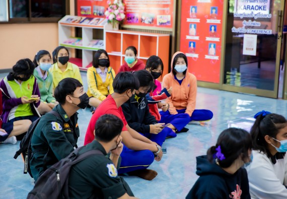 ภาพกิจกรรม  คณะวิทยาศาสตร์และเทคโนโลยี จัดค่ายวิทยาศาสตร์สัญจรโรงเรียนบ่อแก้ววิทยา 