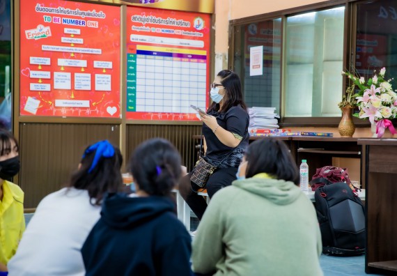 ภาพกิจกรรม  คณะวิทยาศาสตร์และเทคโนโลยี จัดค่ายวิทยาศาสตร์สัญจรโรงเรียนบ่อแก้ววิทยา 