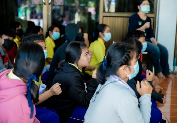 ภาพกิจกรรม  คณะวิทยาศาสตร์และเทคโนโลยี จัดค่ายวิทยาศาสตร์สัญจรโรงเรียนบ่อแก้ววิทยา 