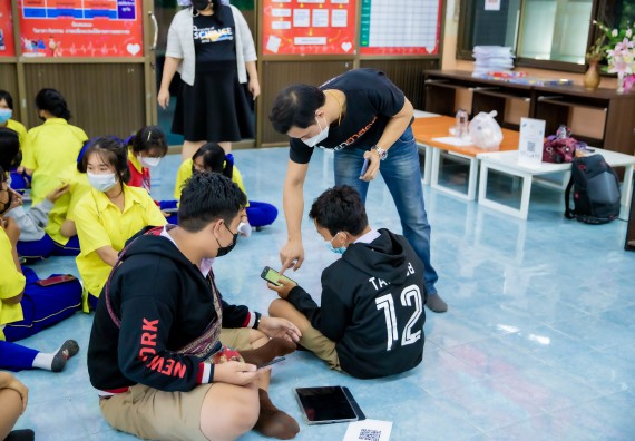 ภาพกิจกรรม  คณะวิทยาศาสตร์และเทคโนโลยี จัดค่ายวิทยาศาสตร์สัญจรโรงเรียนบ่อแก้ววิทยา 