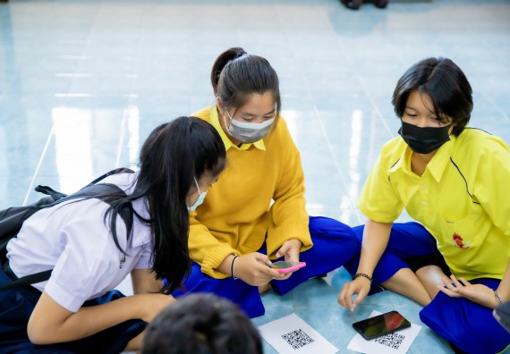 ภาพกิจกรรม  คณะวิทยาศาสตร์และเทคโนโลยี จัดค่ายวิทยาศาสตร์สัญจรโรงเรียนบ่อแก้ววิทยา 