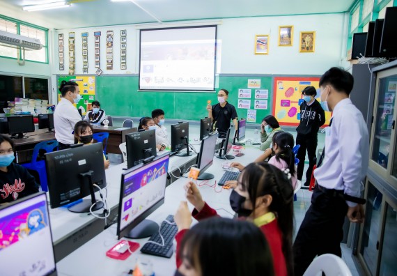 ภาพกิจกรรม  คณะวิทยาศาสตร์และเทคโนโลยี จัดค่ายวิทยาศาสตร์สัญจรโรงเรียนบ่อแก้ววิทยา 