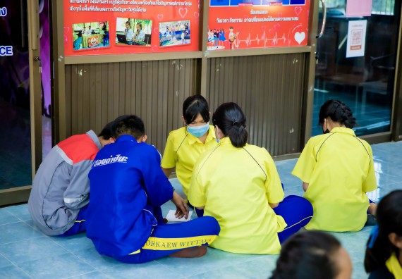 ภาพกิจกรรม  คณะวิทยาศาสตร์และเทคโนโลยี จัดค่ายวิทยาศาสตร์สัญจรโรงเรียนบ่อแก้ววิทยา 