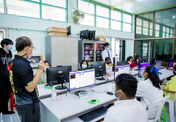 ภาพกิจกรรม  คณะวิทยาศาสตร์และเทคโนโลยี จัดค่ายวิทยาศาสตร์สัญจรโรงเรียนบ่อแก้ววิทยา 