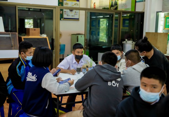 ภาพกิจกรรม  คณะวิทยาศาสตร์และเทคโนโลยี จัดค่ายวิทยาศาสตร์สัญจรโรงเรียนบ่อแก้ววิทยา 