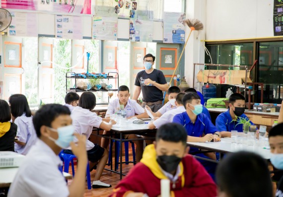 ภาพกิจกรรม  คณะวิทยาศาสตร์และเทคโนโลยี จัดค่ายวิทยาศาสตร์สัญจรโรงเรียนบ่อแก้ววิทยา 