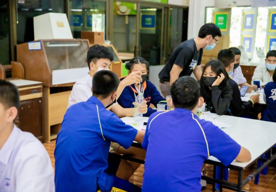 ภาพกิจกรรม  คณะวิทยาศาสตร์และเทคโนโลยี จัดค่ายวิทยาศาสตร์สัญจรโรงเรียนบ่อแก้ววิทยา 