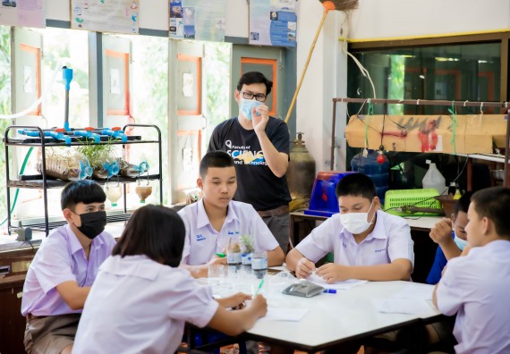 ภาพกิจกรรม  คณะวิทยาศาสตร์และเทคโนโลยี จัดค่ายวิทยาศาสตร์สัญจรโรงเรียนบ่อแก้ววิทยา 