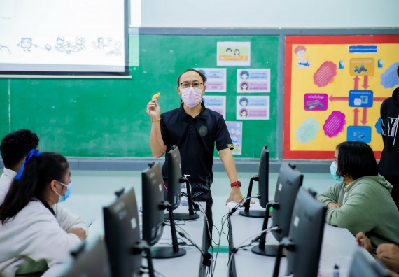 ภาพกิจกรรม  คณะวิทยาศาสตร์และเทคโนโลยี จัดค่ายวิทยาศาสตร์สัญจรโรงเรียนบ่อแก้ววิทยา 