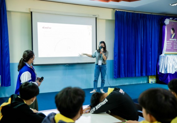 ภาพกิจกรรม  คณะวิทยาศาสตร์และเทคโนโลยี จัดค่ายวิทยาศาสตร์สัญจรโรงเรียนบ่อแก้ววิทยา 