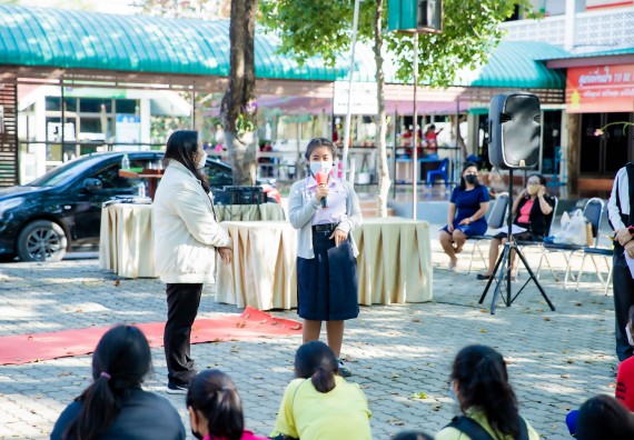 ภาพกิจกรรม  คณะวิทยาศาสตร์และเทคโนโลยี จัดค่ายวิทยาศาสตร์สัญจรโรงเรียนบ่อแก้ววิทยา 