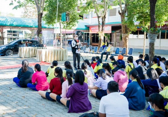 ภาพกิจกรรม  คณะวิทยาศาสตร์และเทคโนโลยี จัดค่ายวิทยาศาสตร์สัญจรโรงเรียนบ่อแก้ววิทยา 