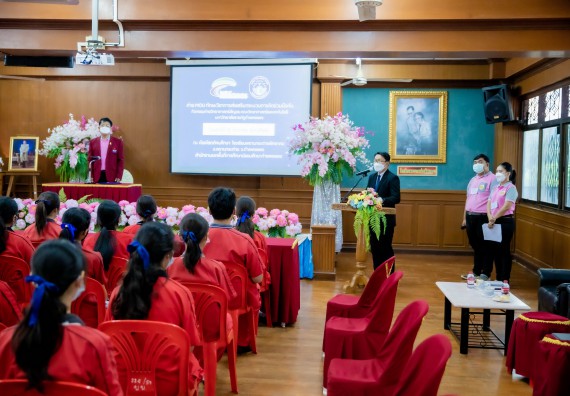 ภาพกิจกรรม  คณะวิทยาศาสตร์และเทคโนโลยี จัดค่ายวิทยาศาสตร์สัญจรโรงเรียนพรานกระต่ายพิทยาคม
