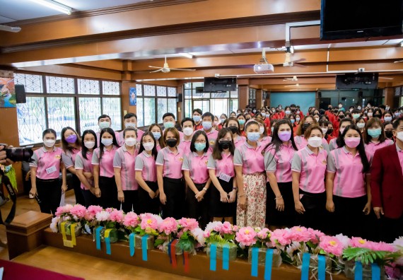 ภาพกิจกรรม  คณะวิทยาศาสตร์และเทคโนโลยี จัดค่ายวิทยาศาสตร์สัญจรโรงเรียนพรานกระต่ายพิทยาคม