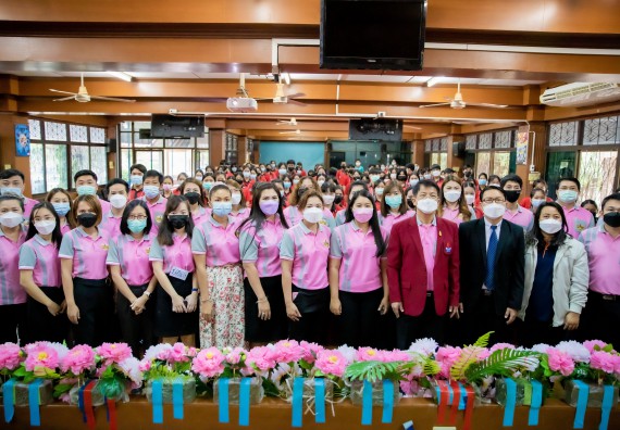 ภาพกิจกรรม  คณะวิทยาศาสตร์และเทคโนโลยี จัดค่ายวิทยาศาสตร์สัญจรโรงเรียนพรานกระต่ายพิทยาคม